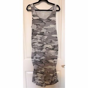 Isabel Maternity Gray Camo Midi Dress(fitted), size XL